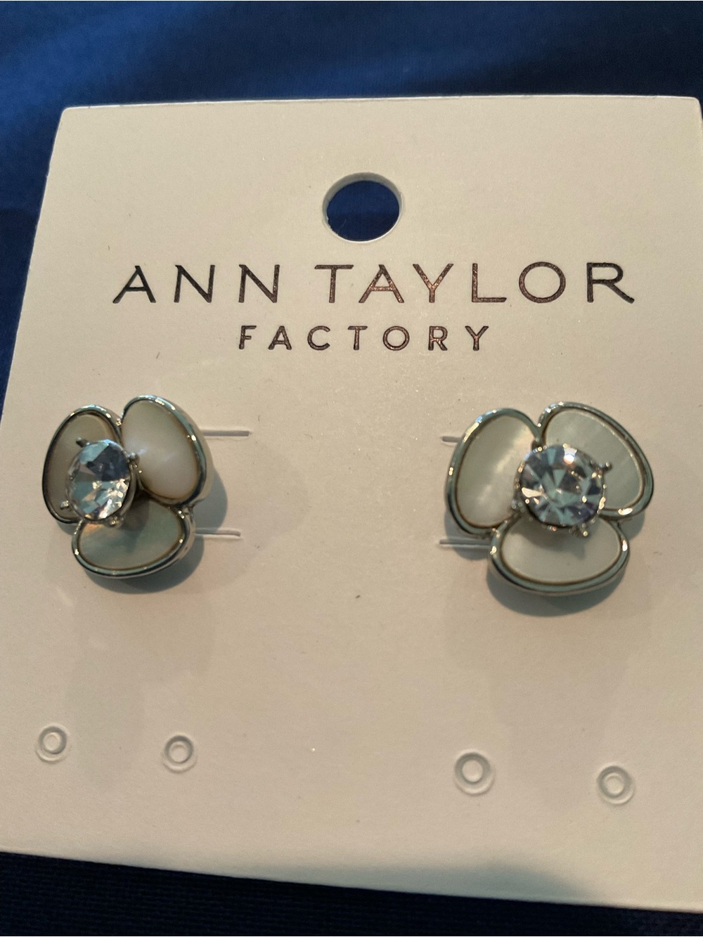 Ann Taylor Factory Cream Floral Crystal Stud Earrings